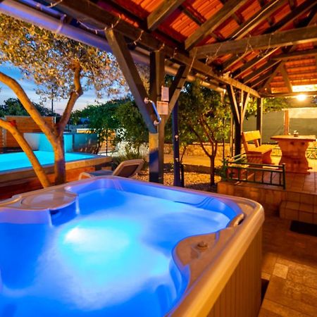 ביוגראד נה מורו Holiday House Cvita מראה חיצוני תמונה