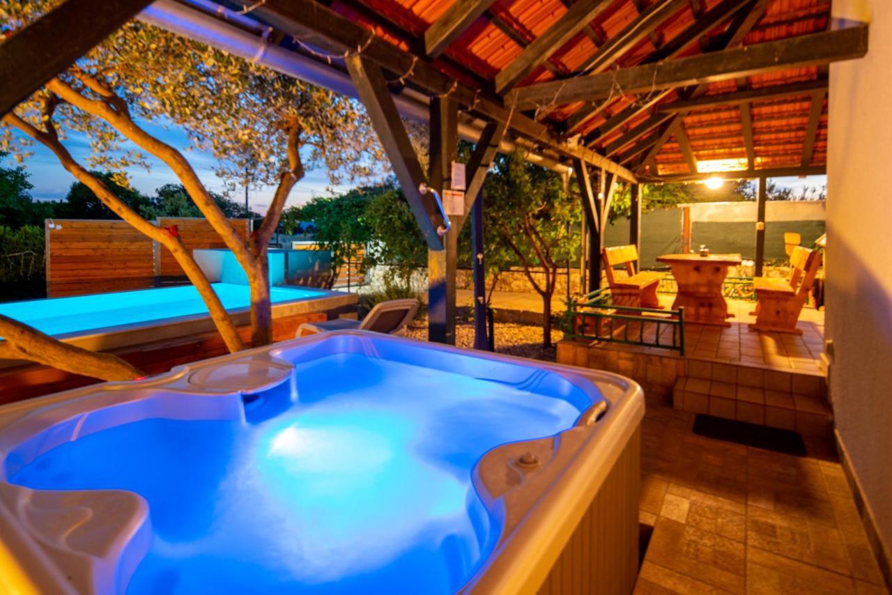 ביוגראד נה מורו Holiday House Cvita מראה חיצוני תמונה